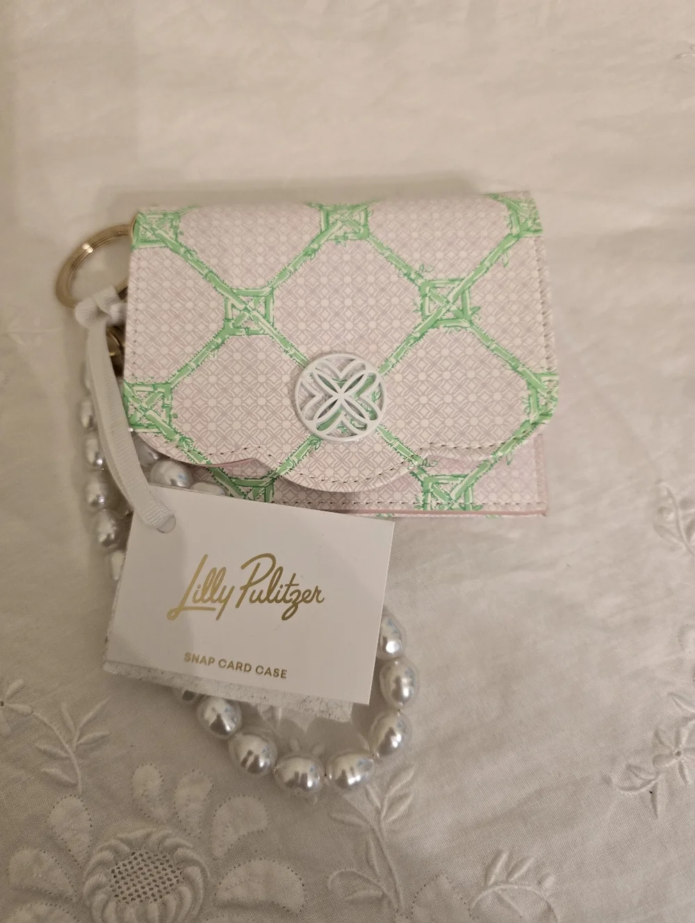 Lilly Pulitzer Snap ID Card Case in the Butterfly Trellis Pattern- New With Tags - Picture 3 of 8